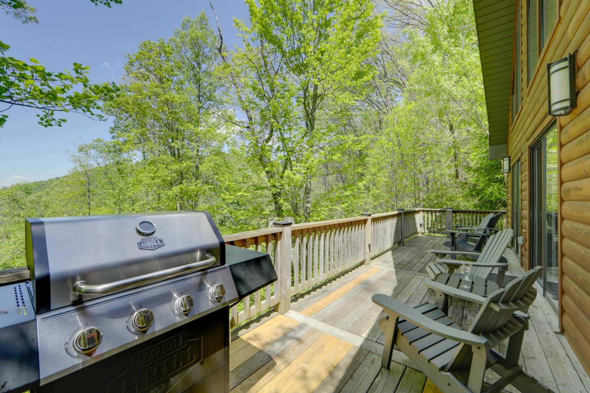 Bryson City Cabin With Hot Tub And Mountain Views! Exterior photo